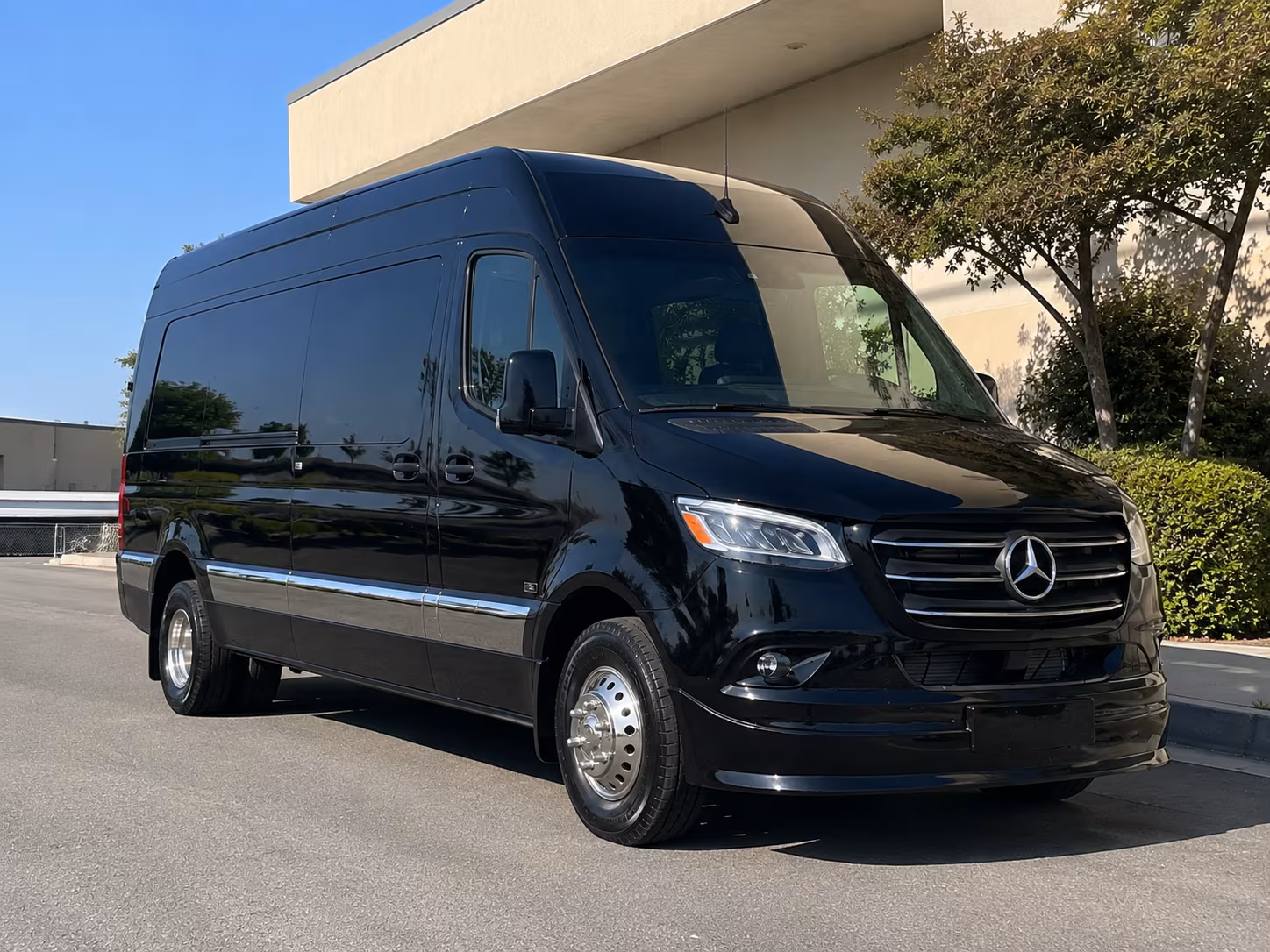 8 passenger sprinter van