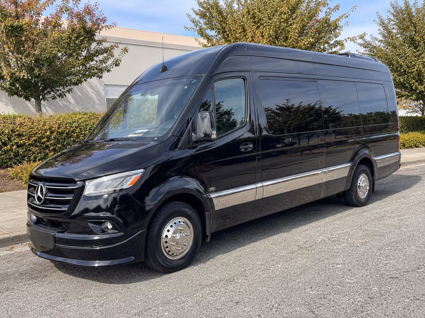 find the perfect transportation for your next prom 5
